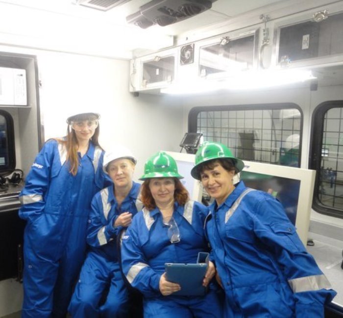 нефтяник женщина что делает. Смотреть фото нефтяник женщина что делает. Смотреть картинку нефтяник женщина что делает. Картинка про нефтяник женщина что делает. Фото нефтяник женщина что делает