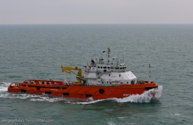 Добыча нефти в море на Offshore